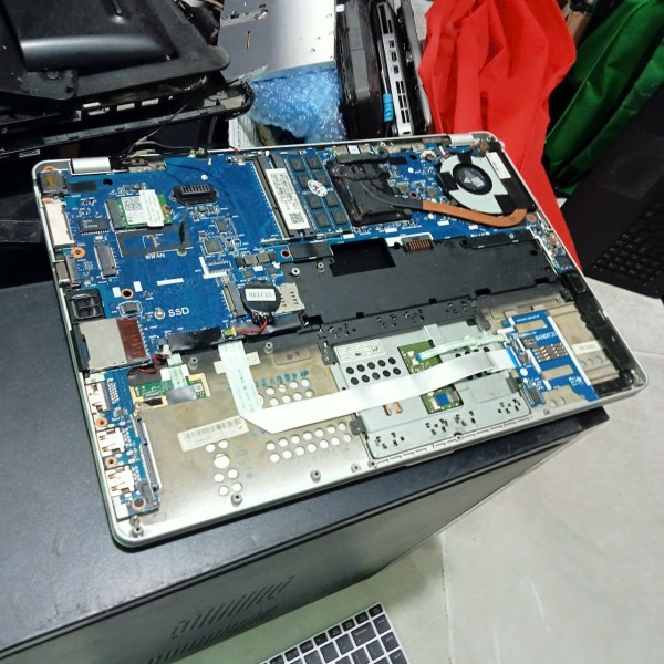Laptop