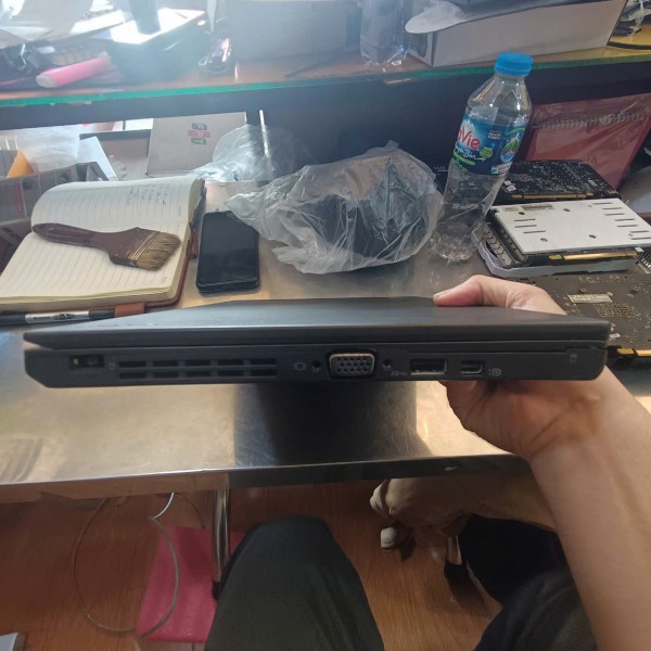 Dịch vụ trét keo tản nhiệt laptop Quận 7 giá rẻ